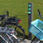 Electric bike charging station / charging pedestal electric bike / black / 3x 230V / total with bikes